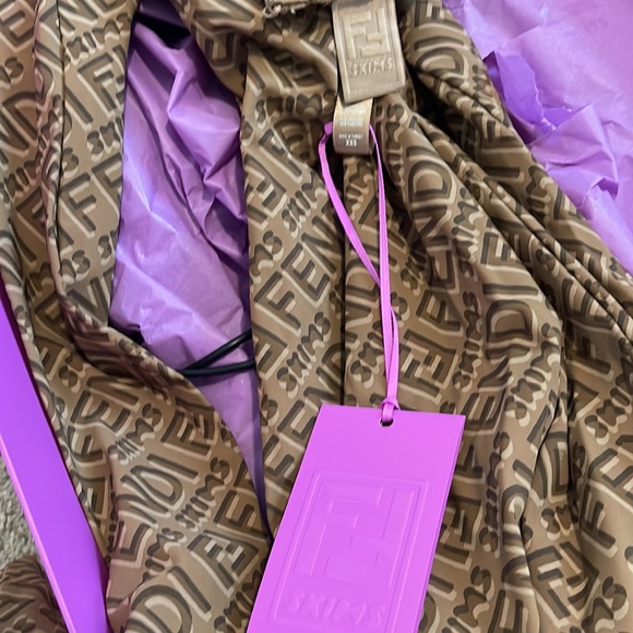 Fendi x skims body suit has been all over social media! NWT. Comes with big box. - Picture 3 of 8